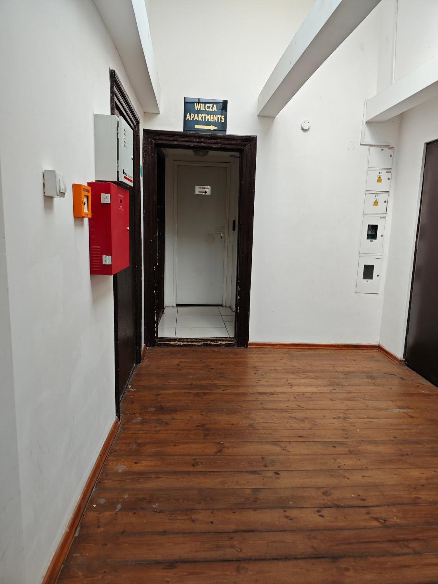 ורשה Apartamenty Wilcza - City Center מראה חיצוני תמונה